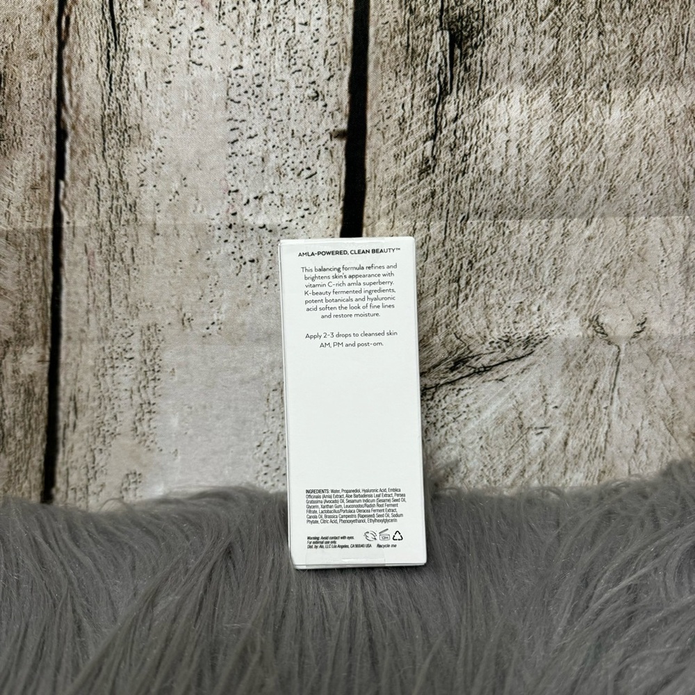ALO - Radiance serum - Picture 5 of 7
